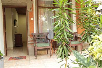 Ananda Beach Hotel Bali Exterior photo